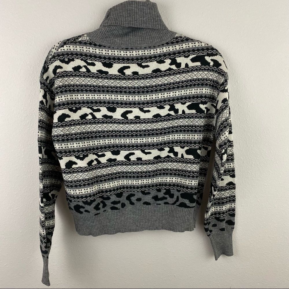 John + Jenn • Turtleneck Sweater - Picture 4 of 6